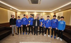 Şahinbey’in şampiyon güreşçilerinden büyük başarı