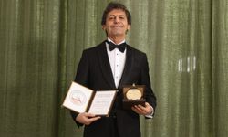 Akif Manaf’a Uluslararası Barış Ödülü