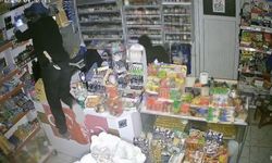 Çalıntı araçla market vurgunu