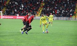 Gaziantep FK evinde Fenerbahçe’ye 4-0 mağlup