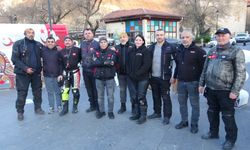 Motosiklet üzerinde umre yolculuğu