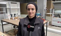 Deprem sonrası hayata sarıldı, mobilya ustası oldu