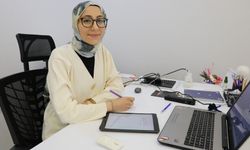 Uzmandan Akne Tedavisi Uyarısı