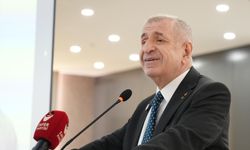 Özdağ: “Mavi Çarşı’da insanlarımızı yakanları da alkışlayanları da affetmiyoruz”