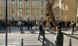 Gaziantep’te Kutsal Emanetlere Yoğun İlgi: Metrelerce Kuyruk Oluştu