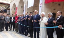 Depremde zarar gören camiler yeniden açıldı