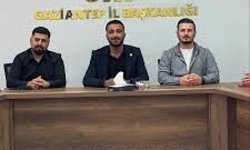 CHP’de “Katılım zorunlu” mesajı tepki aldı