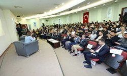 Fatma Şahin’den gençlere güçlü gelecek çağrısı