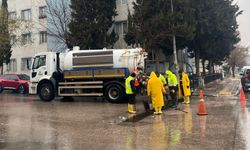 Gaziantep Büyükşehir yağışa karşı sahada