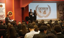 GKVMUN’26 Konferansı yoğun katılımla gerçekleşti