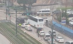 Şehitkamil’de tramvay caddesinde kaza