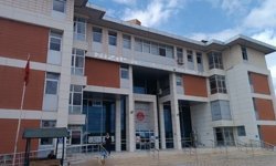 Küçük çocuğu yaralayan hademe serbest bırakıldı