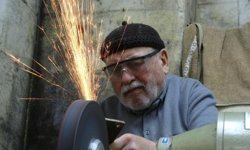 67 yıldır tezgâhının başında işini severek yapıyor