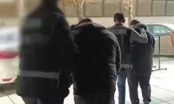 Gaziantep'te rüşvet operasyonu: Çok sayıda silah ve para ele geçirildi