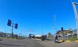 Kavşakta facianın eşiğinden dönüldü