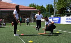 200 çocuk sporla buluştu