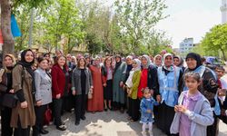Fatma Şahin vatandaşlarla bayramlaştı