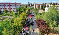 GAÜN’de öğrenciler şenliklerle buluştu