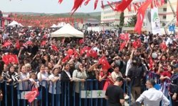 Gaziantep’te 19 Mayıs Festivali’nde “Touche” grubu sahne aldı