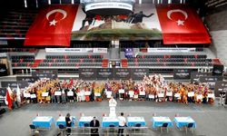 Gaziantep’te halk oyunları rüzgarı esti