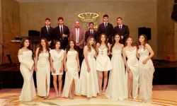 GKV mezunları baloda buluştu