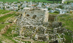 İçkale camii deprem sonrası restorasyon bekliyor