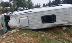 Gaziantep’te feci kaza: İşçi servisi şarampole uçtu