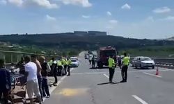 Kurbanlık taşıyan kamyonet takla attı