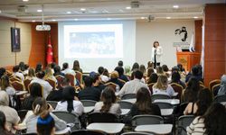 Paralimpik sporlar ve fizyoterapi masaya yatırıldı