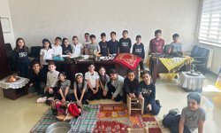 Minik öğrencilerden zamanda yolculuk sergisi