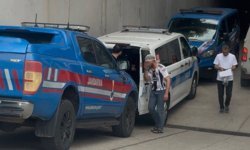Taksiciyi rehin alan zanlı tutuklandı