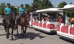 Gaziantep'te atlı jandarmalar görev başında