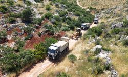 Kırsal yollar açıldı, çiftçiye üretimde kolaylık sağlandı