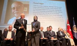 Gazeteci Yusuf Ağar onur ödülü aldı
