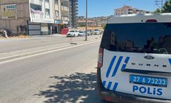Gaziantep'te boşanma aşamasındaki eşini sokak ortasında vurdu