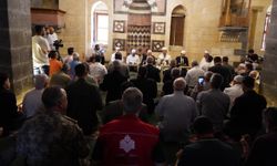Gaziantep ve çevre illerde Şehitler dualarla anıldı