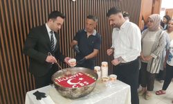 Muharrem ayında adliyede aşure dağıtıldı