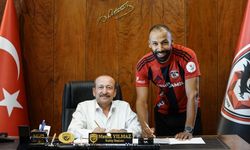 Gaziantep FK, Nazım Sangare'nin sözleşmesini uzattı