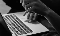 Uzmanlardan uyarı: Tarayıcıda saklanan parolalar risk oluşturuyor
