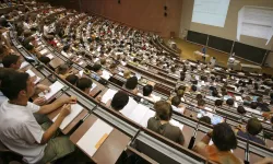 Üniversite diplomalarında ve sertifikalarda yeni dönem başlıyor