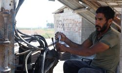 Yaz sıcaklarında ikiz kardeşlerin zorlu mesaisi