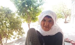 120 Yaşında okuma özlemi bitmeyen nine