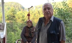 71 yaşındaki adam eşi yorulmasın diye asansör yaptırdı