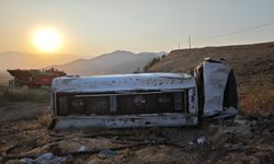 Gaziantep’te yakıt tankeri şarampole devrildi! 2 yaralı