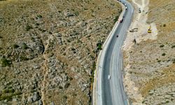 Mor Kabusa Dönüşen Yol İçin İş Makineleri Devreye Girdi