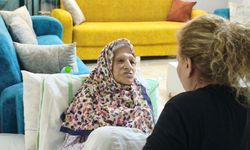 Asırlık çınar 5 kuşağı bir arada gördü