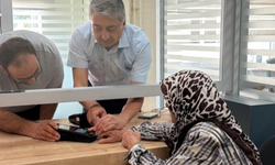 Simit satarak kazandılar, dairelerini jandarmaya bağışladılar