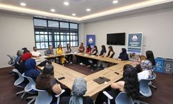 GAÜN'de yapay zekâ ve iletişimin geleceği masaya yatırıldı