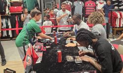 Gaziantep FK’lı futbolcular taraftarla bir araya geldi