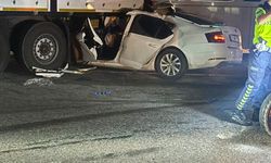 Akılalmaz kaza! 2 kişi hayatını kaybetti 4 yaralı